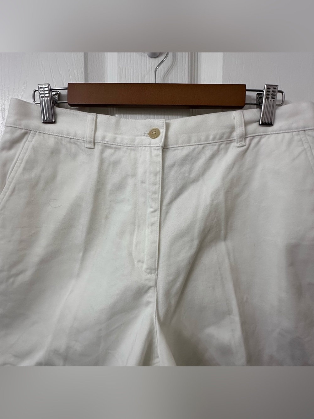 Lauren Ralph Lauren White High Waisted Cotton Chino Shorts 12P - Picture 2 of 6